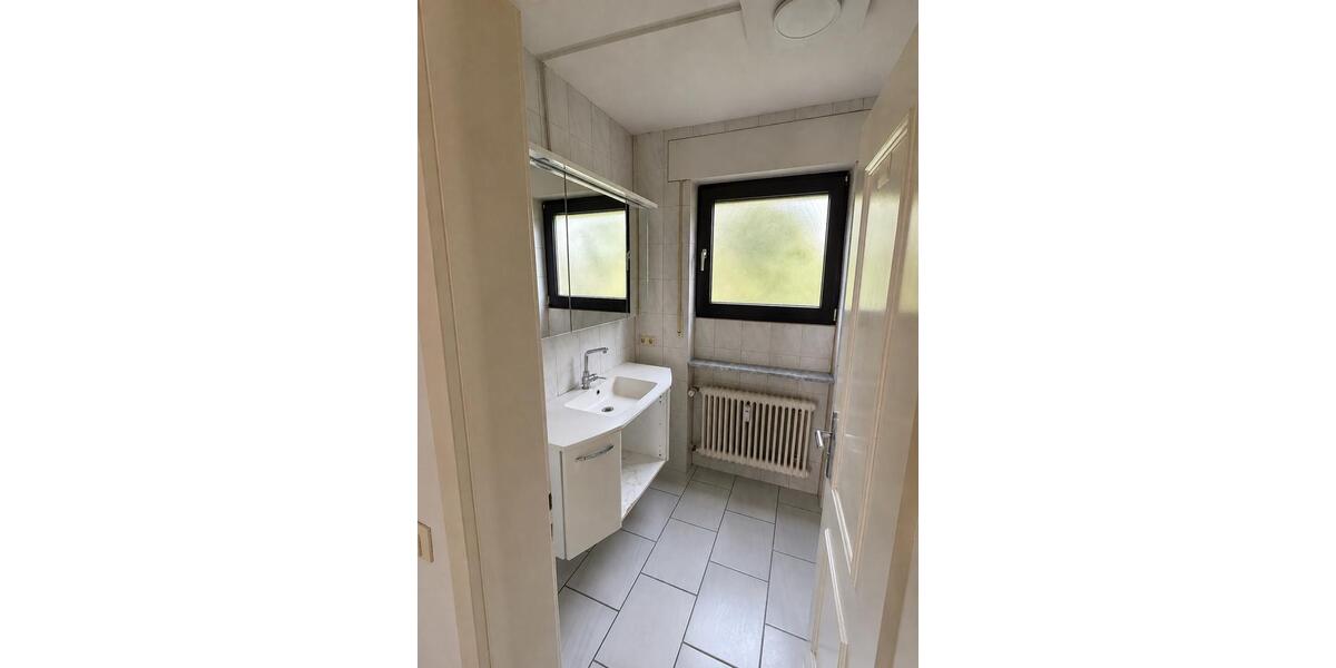 Etagenwohnung Ludwigsburg Eglosheim - 3.5 Zimmer, 89 m&sup2;, 329.000&euro; | Angebot:27261672