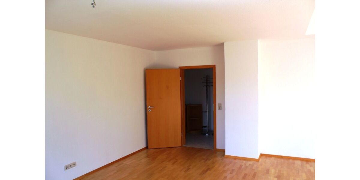 Moderne Dachgeschosswohnung - Dachgeschoßwohnung Weil im Schönbuch Neuweiler | Angebot:25901338