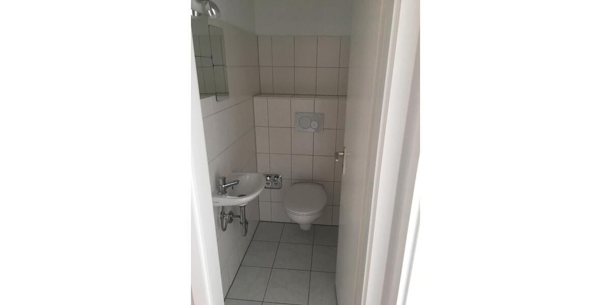 Etagenwohnung Esslingen am Neckar Pliensauvorstadt - 3 Zimmer, 99 m&sup2;, 1.182&euro; | Angebot:26006802
