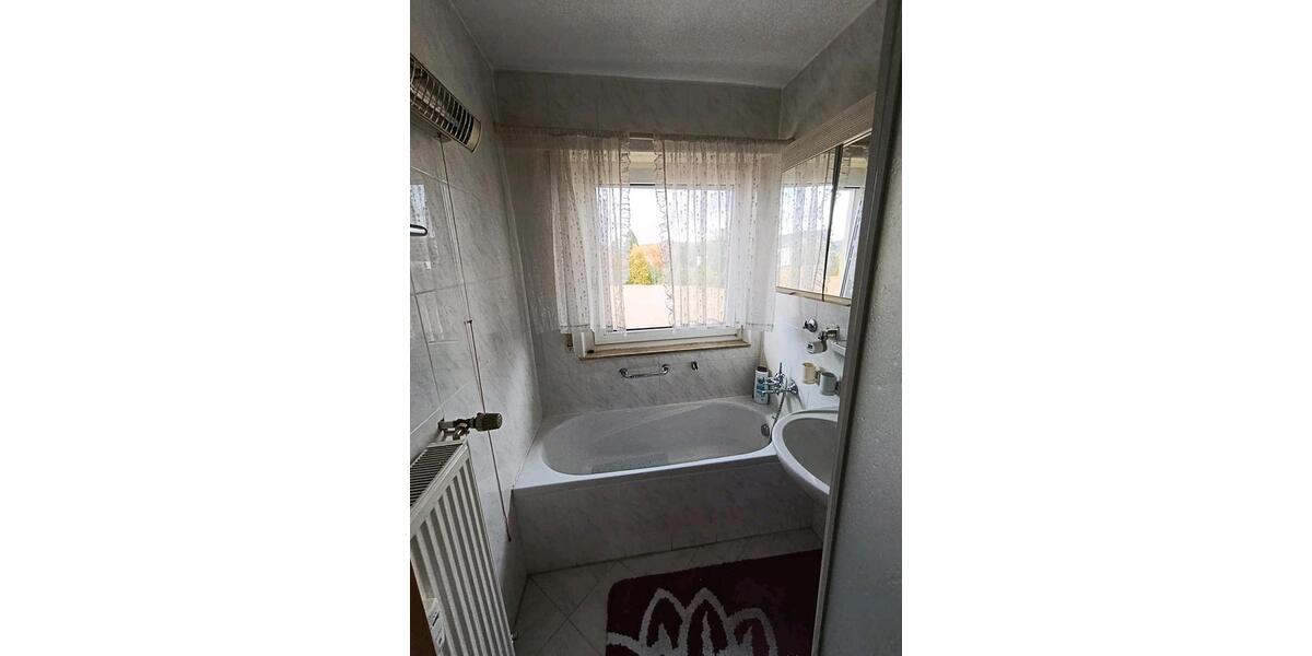 Etagenwohnung Schorndorf - 3 Zimmer, 76 m&sup2;, 290.000&euro; | Angebot:24563842