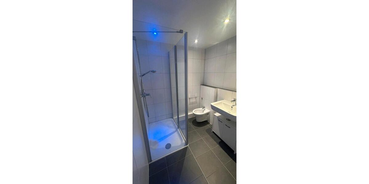 Etagenwohnung Wendlingen am Neckar - 3 Zimmer, 75 m&sup2;, 1.300&euro; | Angebot:25936818