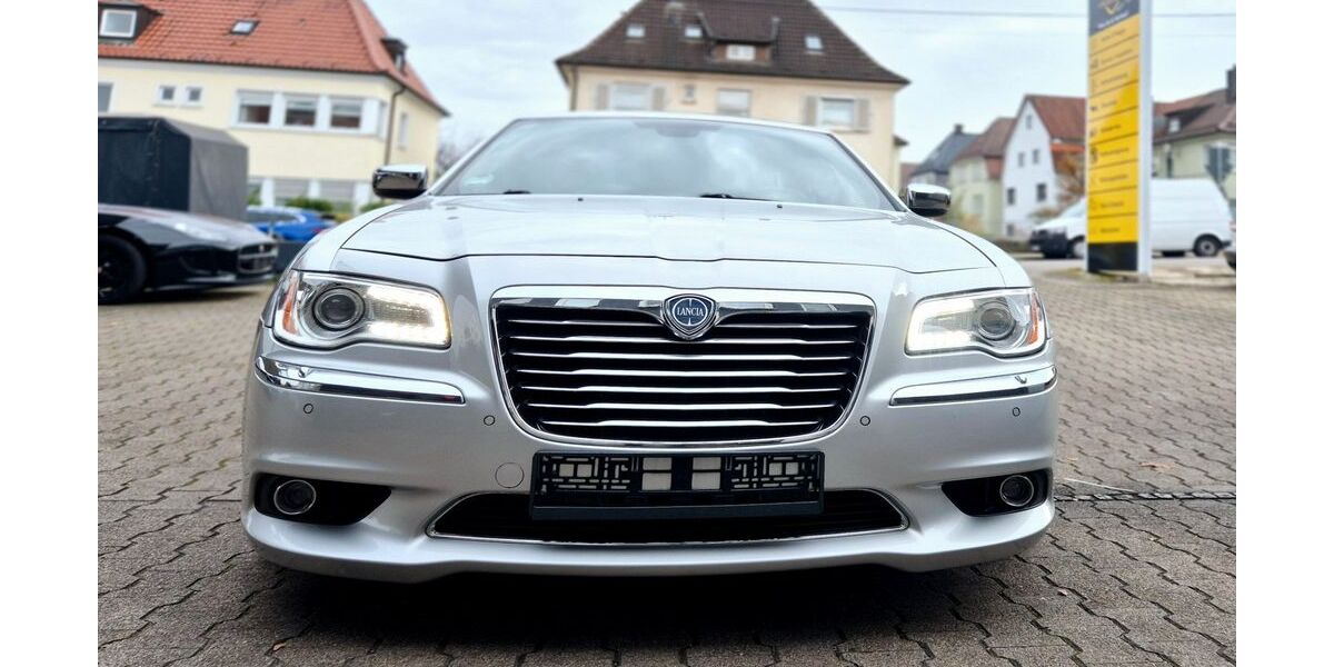 Lancia Thema 148.300 km 12.950 &euro; Stuttgart 70435