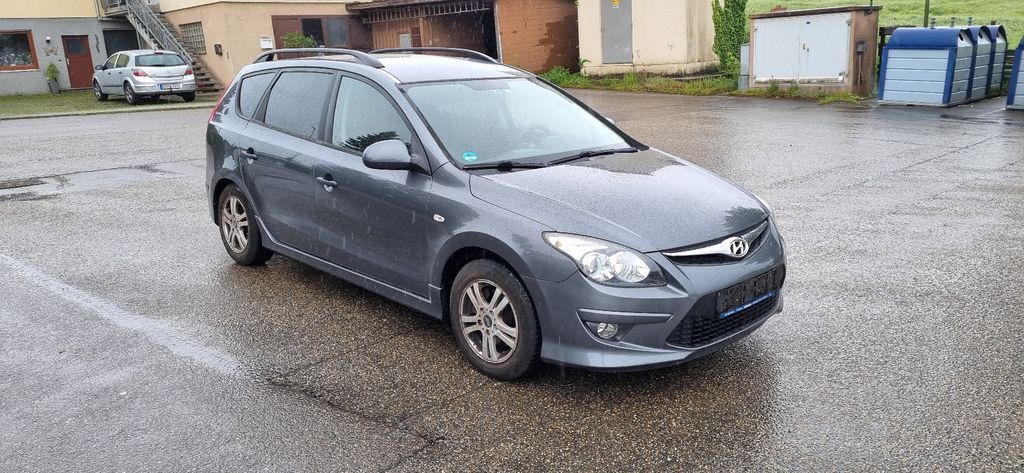 Hyundai i30 153.000 km 2.999 &euro; Leonberg Gebersheim 71229
