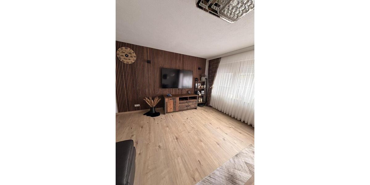 Reihenhaus Stuttgart Hedelfingen - 7 Zimmer, 125 m&sup2;, 699.000&euro; | Angebot:26187006