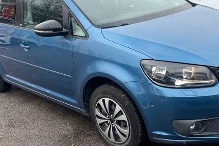 VW Touran 154.000 km 6.000 &euro; Sindelfingen 71065