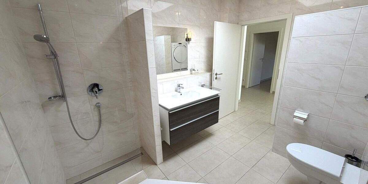 Etagenwohnung Weinstadt Beutelsbach - 3 Zimmer, 98 m&sup2;, 590.000&euro; | Angebot:25735493