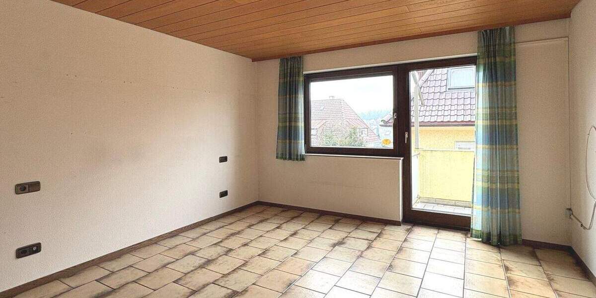 Etagenwohnung Stuttgart Zuffenhausen - 4 Zimmer, 98 m&sup2;, 450.000&euro; | Angebot:25662729