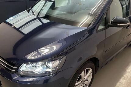 VW Touran 156.565 km 7.490 &euro; LEONBERG 71229