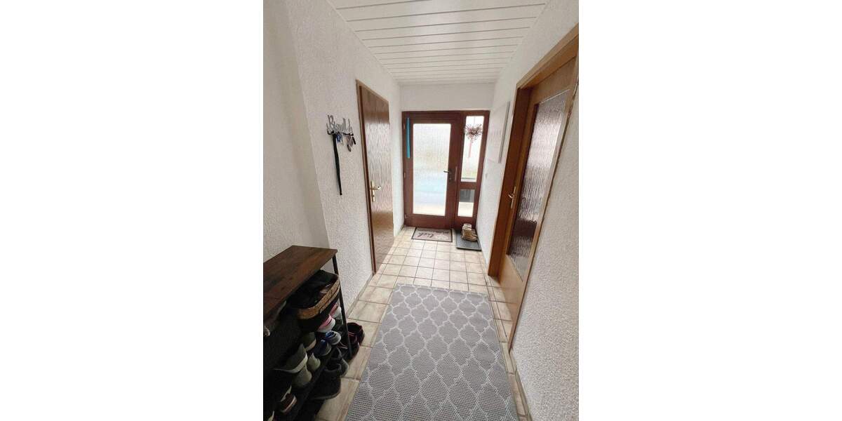 Reihenmittelhaus Albershausen - 6 Zimmer, 175 m&sup2;, 445.000&euro; | Angebot:25696188
