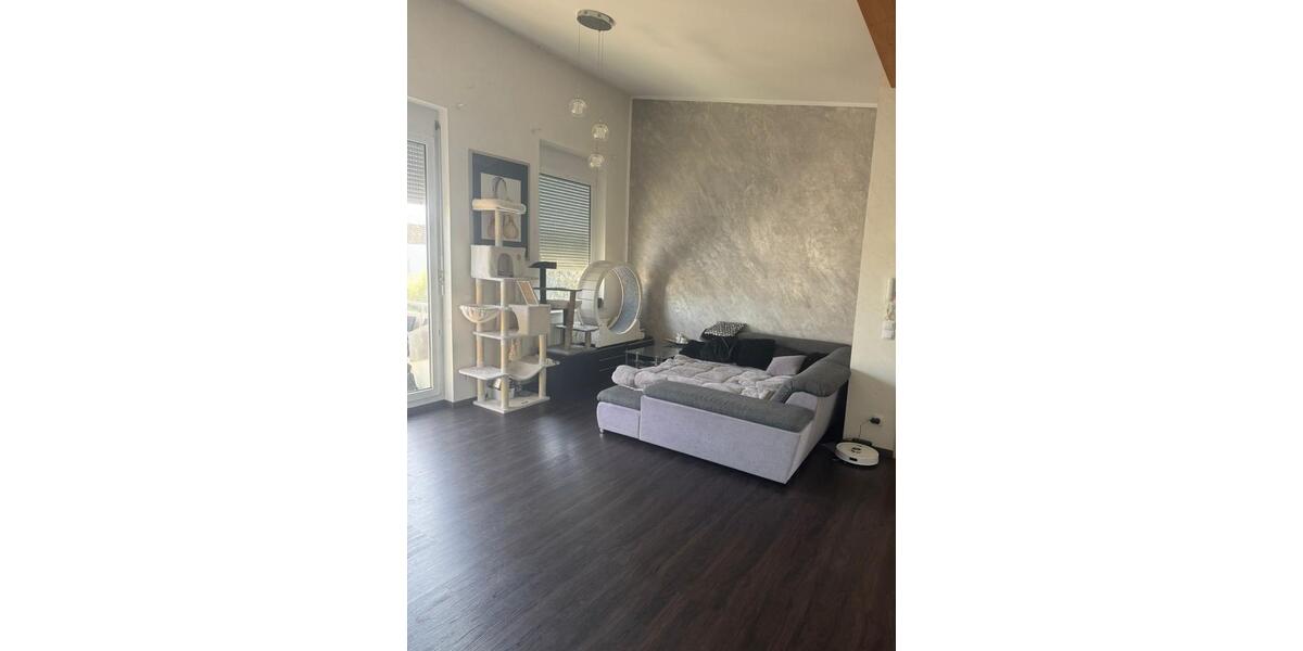 Einfamilienhaus Kornwestheim - 3 Zimmer, 80 m&sup2;, 1.600&euro; | Angebot:25151260