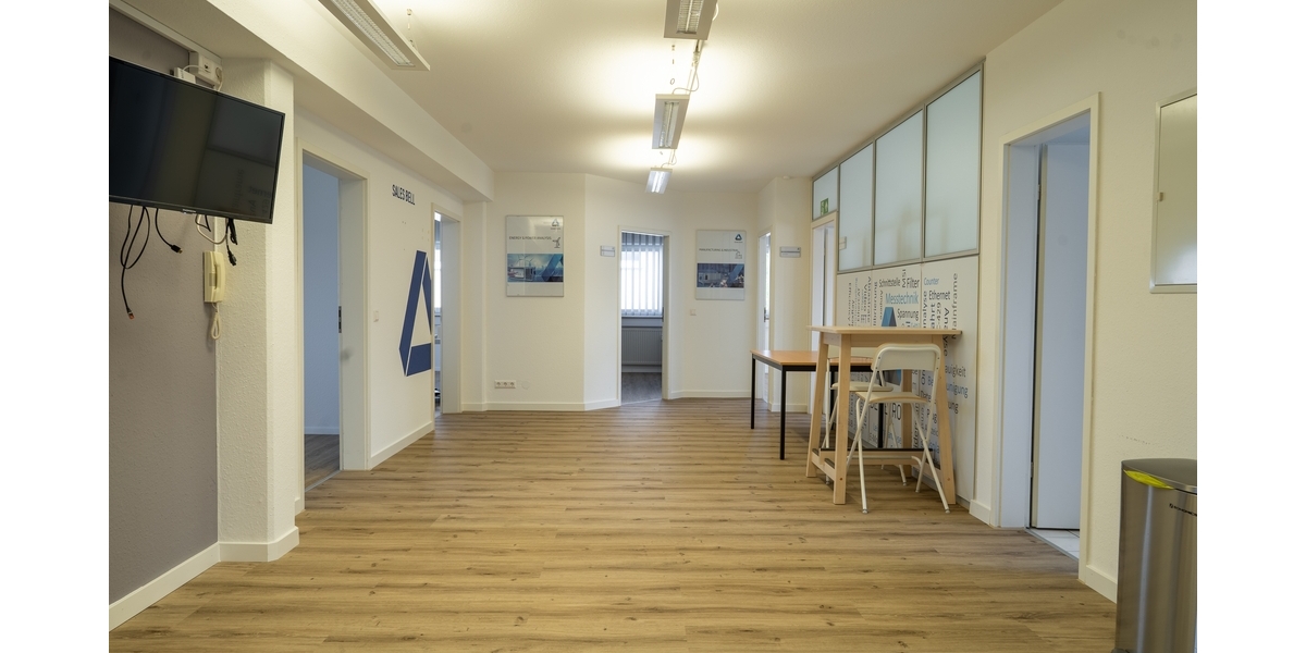 Sieben Räume - Von der Geschäftsleitung bis zum Teamraum – Aufteilung nach Ihrem Bedarf - Gewerbeobjekt Winterbach | Angebot:27531623