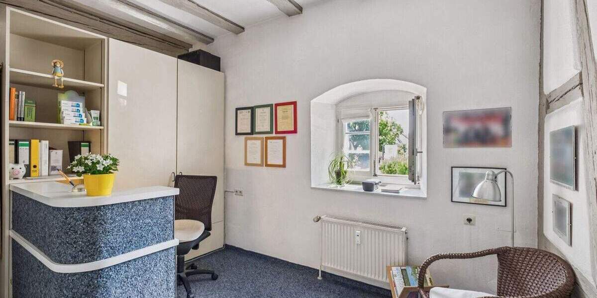 Gewerbeobjekt Ludwigsburg Oßweil - 3 Zimmer, 100 m&sup2;, 299.000&euro; | Angebot:25777877