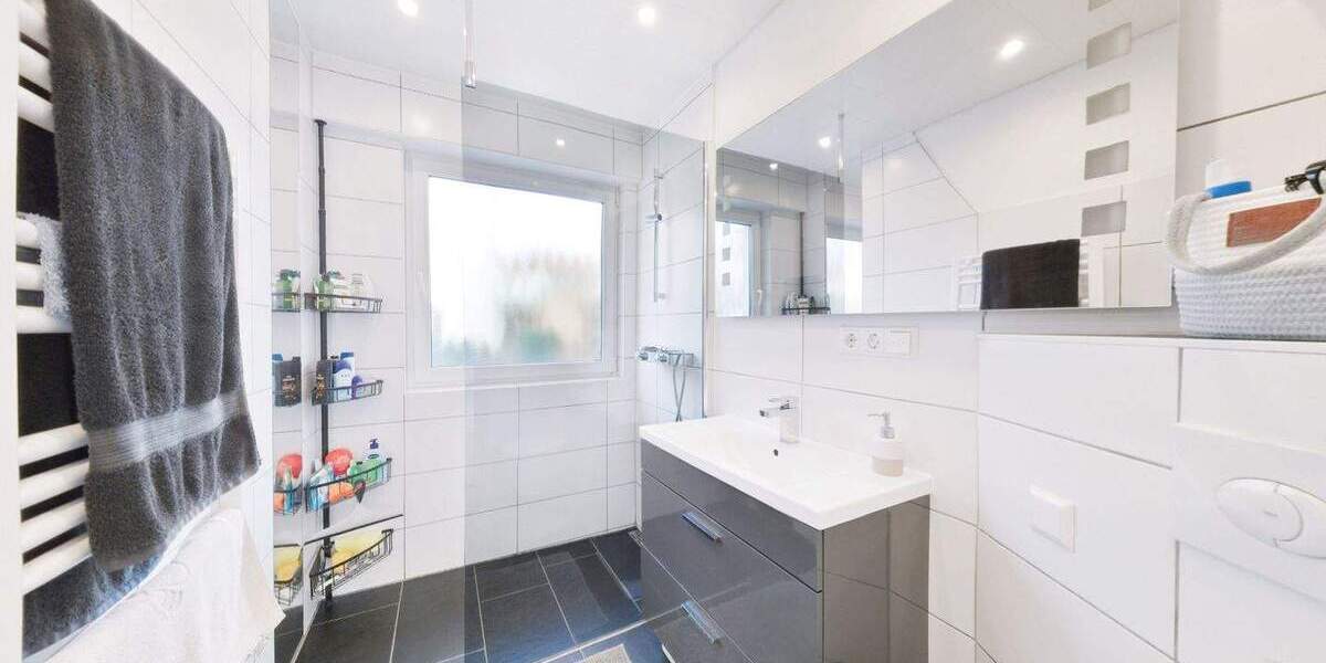 Mehrfamilienhaus, Wohnhaus Plochingen - 8 Zimmer, 176 m&sup2;, 659.000&euro; | Angebot:25706124