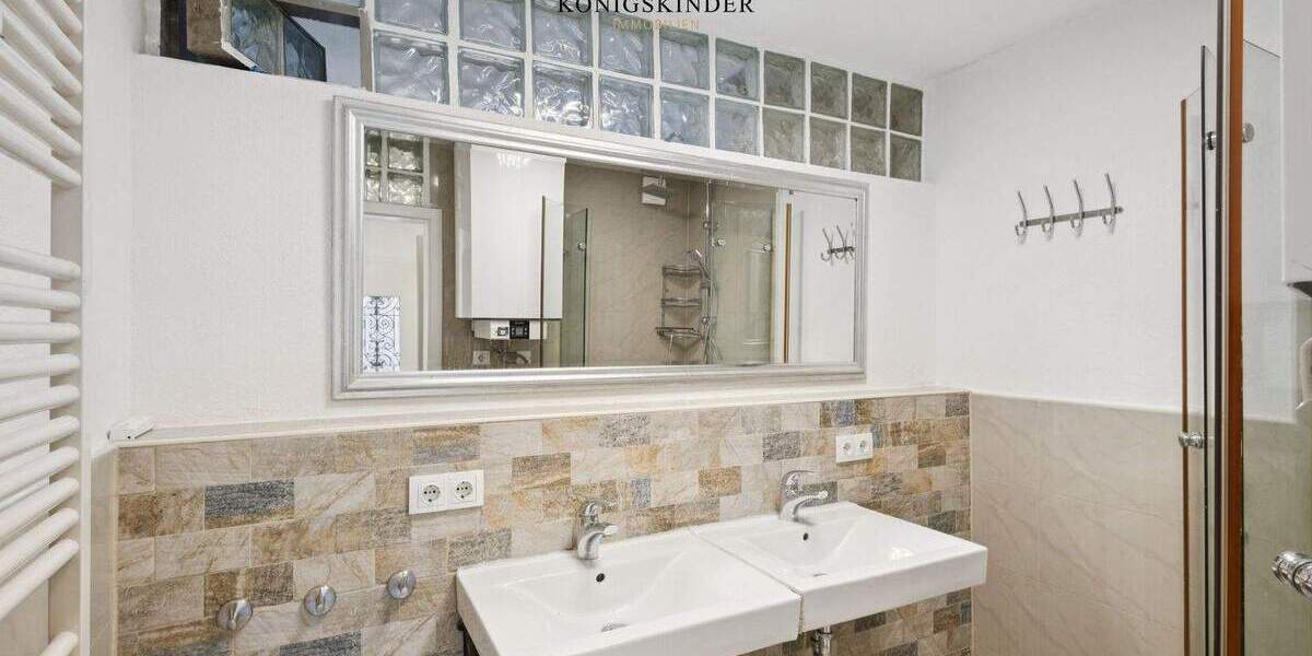 Etagenwohnung Leonberg - 4 Zimmer, 80 m&sup2;, 330.000&euro; | Angebot:25669346