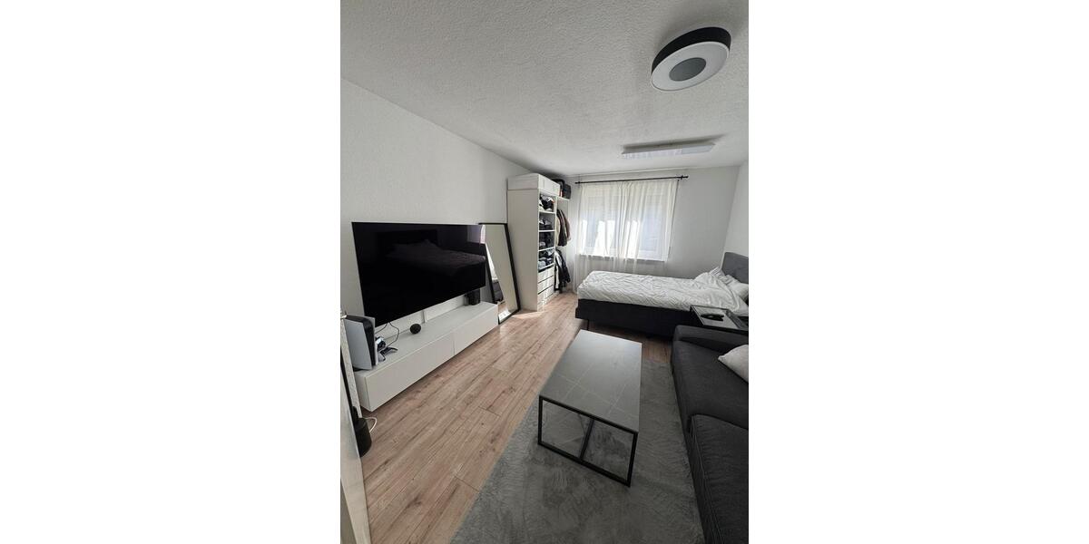 Hochparterre Sindelfingen - 1 Zimmer, 30 m&sup2;, 650&euro; | Angebot:25940727