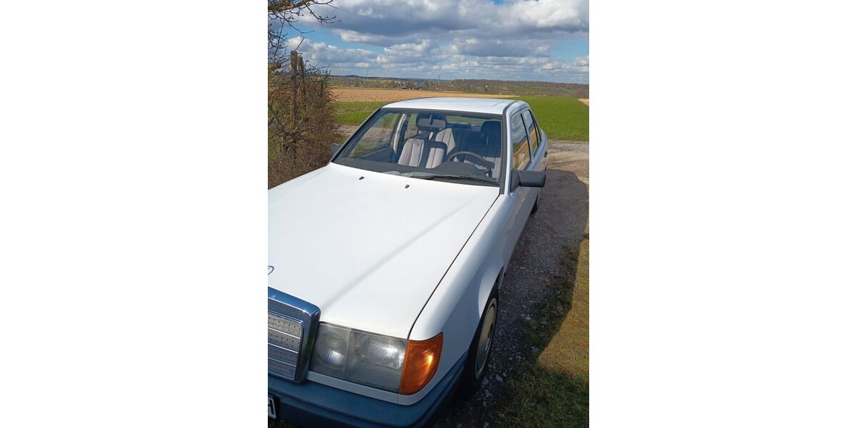 Mercedes-Benz E 250 67.000 km 11.000 &euro; Weil im Schönbuch 71093