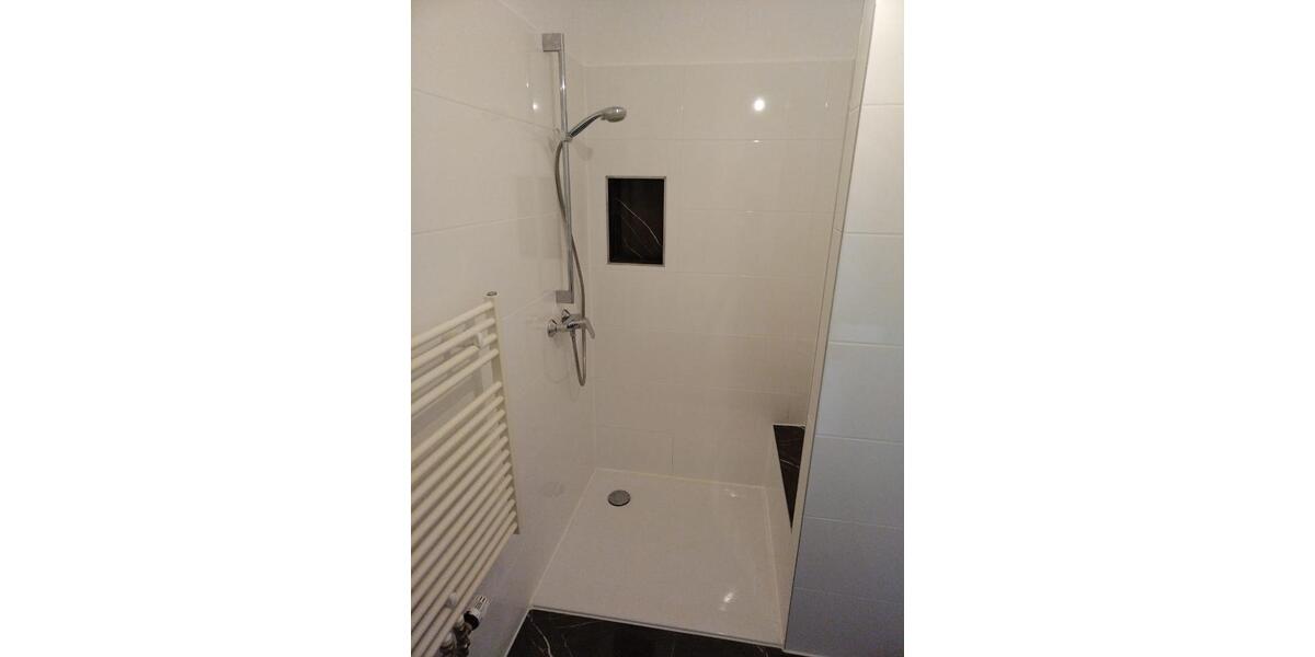 Etagenwohnung Uhingen - 2 Zimmer, 80 m&sup2;, 980&euro; | Angebot:27553307