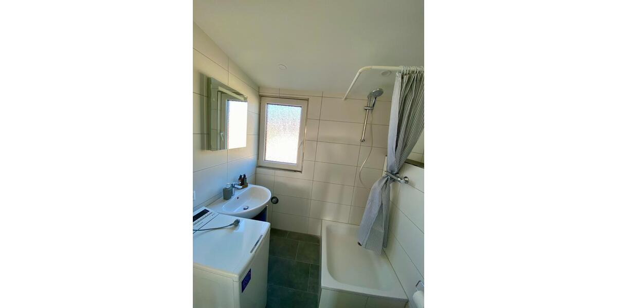 Dachgeschoßwohnung Wernau (Neckar) - 2 Zimmer, 43 m&sup2;, 830&euro; | Angebot:25723180