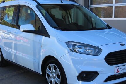 Ford Tourneo Courier 65.000 km 11.990 &euro; Stuttgart 70329