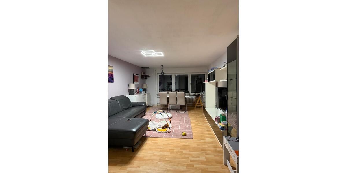 Etagenwohnung Stuttgart Hedelfingen - 3.5 Zimmer, 84 m&sup2;, 1.150&euro; | Angebot:24826933
