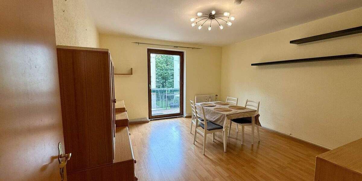 Etagenwohnung Stuttgart Bad Cannstatt - 3 Zimmer, 59 m&sup2;, 249.000&euro; | Angebot:25669339
