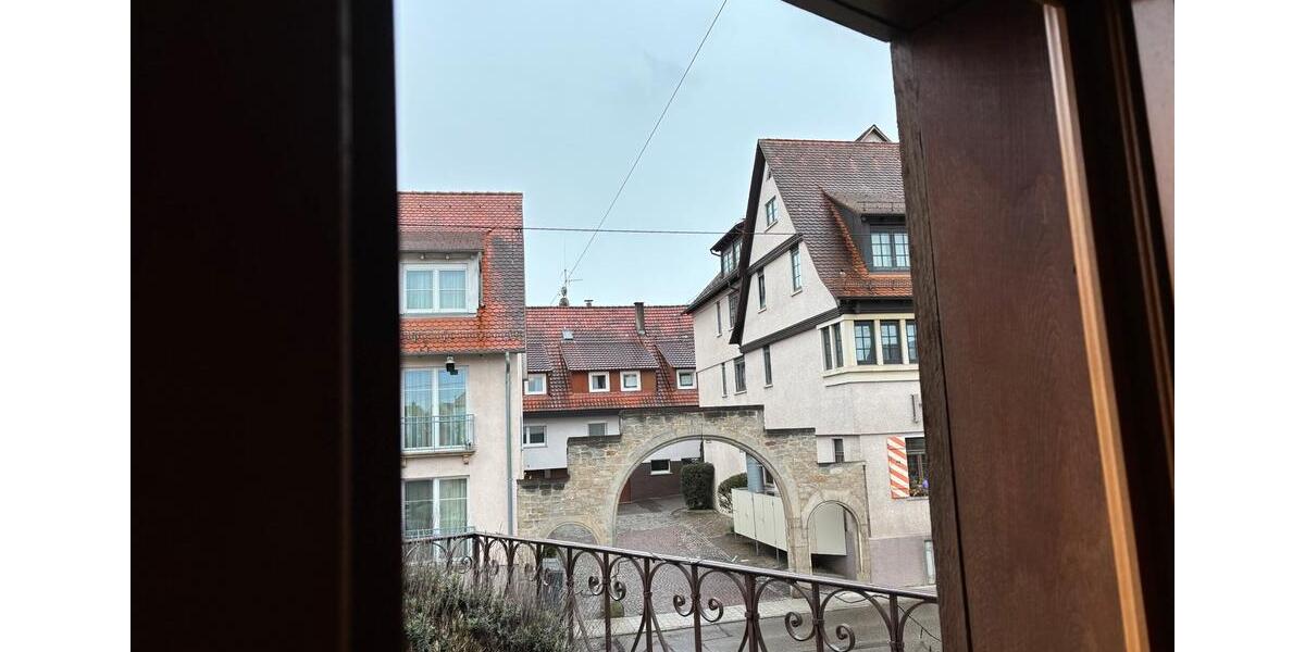 Etagenwohnung Stuttgart Bopser - 2 Zimmer, 75 m&sup2;, 1.350&euro; | Angebot:25615161