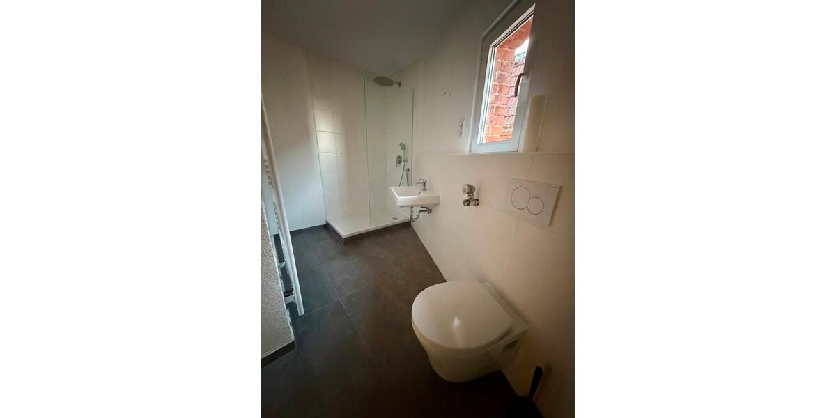 Dachgeschoßwohnung Stuttgart Stuttgart-Ost - 3 Zimmer, 60 m&sup2;, 1.000&euro; | Angebot:26531640