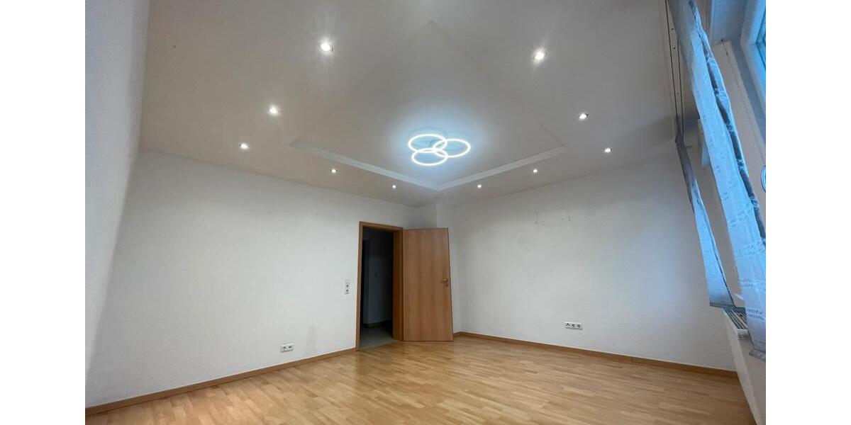 Etagenwohnung Kirchheim unter Teck - 3 Zimmer, 78 m&sup2;, 1.050&euro; | Angebot:25841336