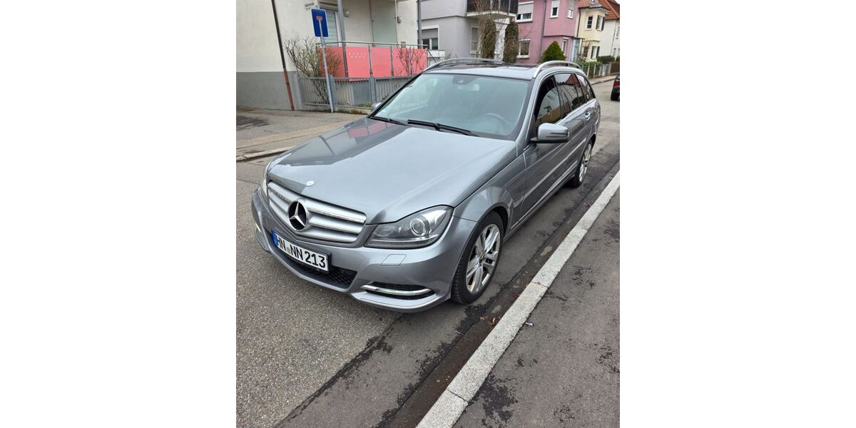 Mercedes-Benz C 250 320.000 km 3.390 &euro; Stuttgart 70178