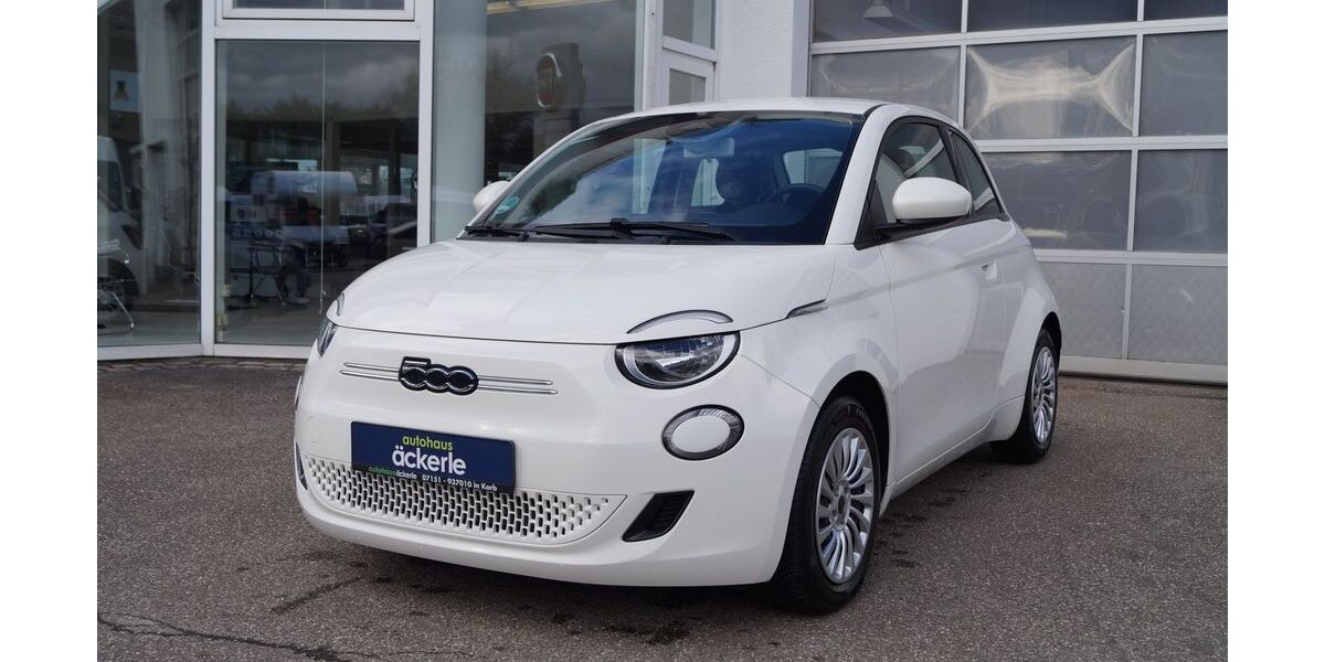 Fiat 500e 6.900 km 14.290 &euro; Korb 71404