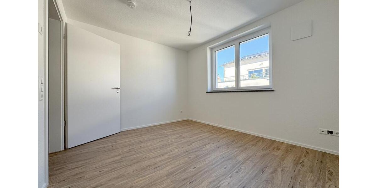 Etagenwohnung Beilstein - 3.5 Zimmer, 104 m&sup2;, 1.450&euro; | Angebot:25819696