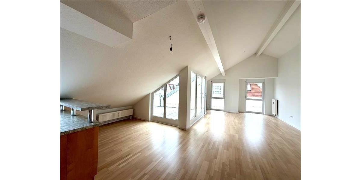 Maisonettenwohnung Ludwigsburg Hoheneck - 2.5 Zimmer, 111 m&sup2;, 1.430&euro; | Angebot:25637933