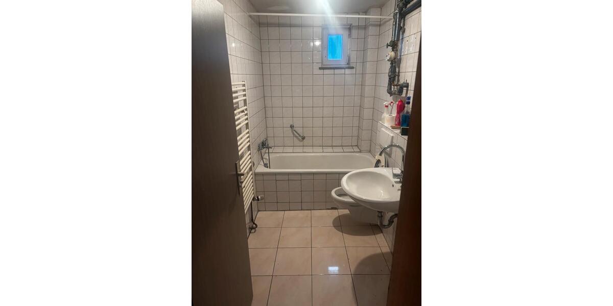 Etagenwohnung Göppingen - 3 Zimmer, 70 m&sup2;, 700&euro; | Angebot:25440890