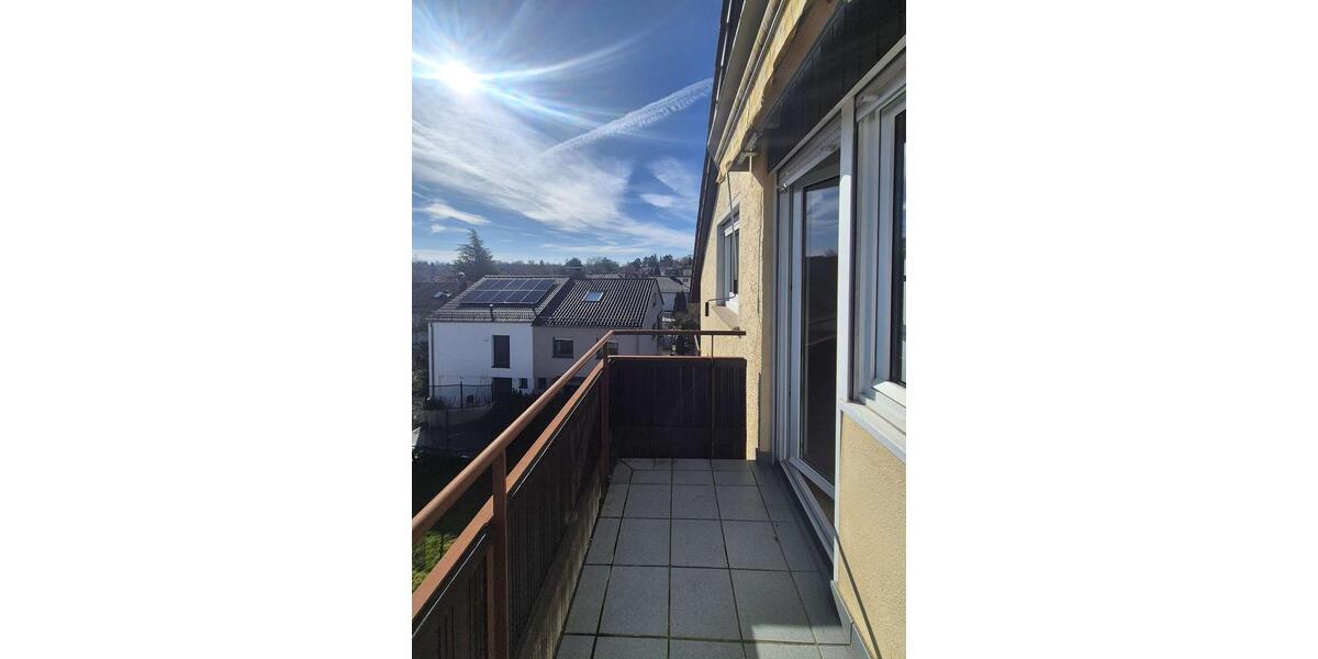 Dachgeschoßwohnung Stuttgart Sillenbuch - 1.5 Zimmer, 59 m&sup2;, 700&euro; | Angebot:25282511