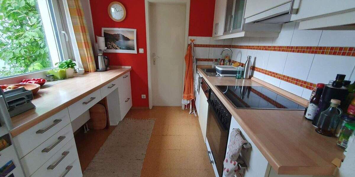 Einfamilienhaus Esslingen Oberesslingen - 7 Zimmer, 170 m&sup2;, 850.000&euro; | Angebot:25657409