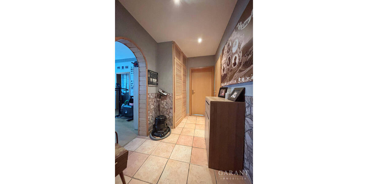 Einfamilienhaus Stuttgart Mitte - 1 Zimmer, 280 m&sup2;, 990.000&euro; | Angebot:26208419