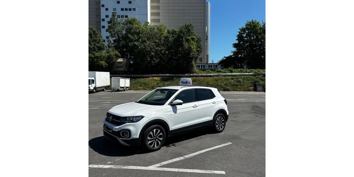 VW T-Cross 9.422 km 19.990 &euro; Stuttgart 70619