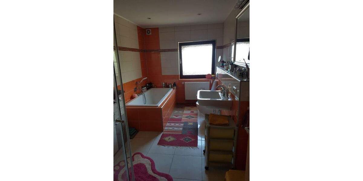 Mehrfamilienhaus, Wohnhaus Oberstenfeld - 5 Zimmer, 211 m&sup2;, 699.000&euro; | Angebot:25774763