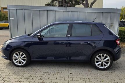Skoda Fabia 144.900 km 7.999 &euro; Sindelfingen 71065