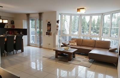 DESIGN TRIFFT AUF WOHNKOMFORT - Terrassenwohnung Sindelfingen Sindelfingen (Stadt) | Angebot:26037685