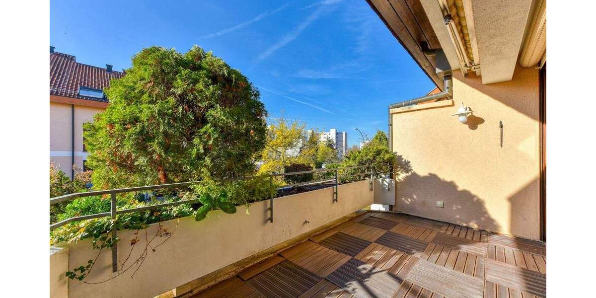 Etagenwohnung Ludwigsburg Ost - 3 Zimmer, 88 m&sup2;, 1.100&euro; | Angebot:25671013