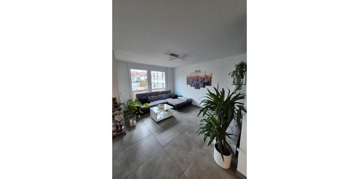 Etagenwohnung Backnang - 4.5 Zimmer, 88 m&sup2;, 450.000&euro; | Angebot:24858350