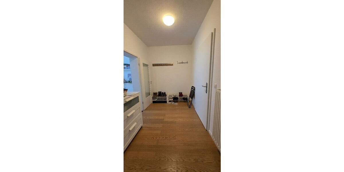 Etagenwohnung Sindelfingen Mitte - 9 Zimmer, 242 m&sup2;, 695.000&euro; | Angebot:25823345