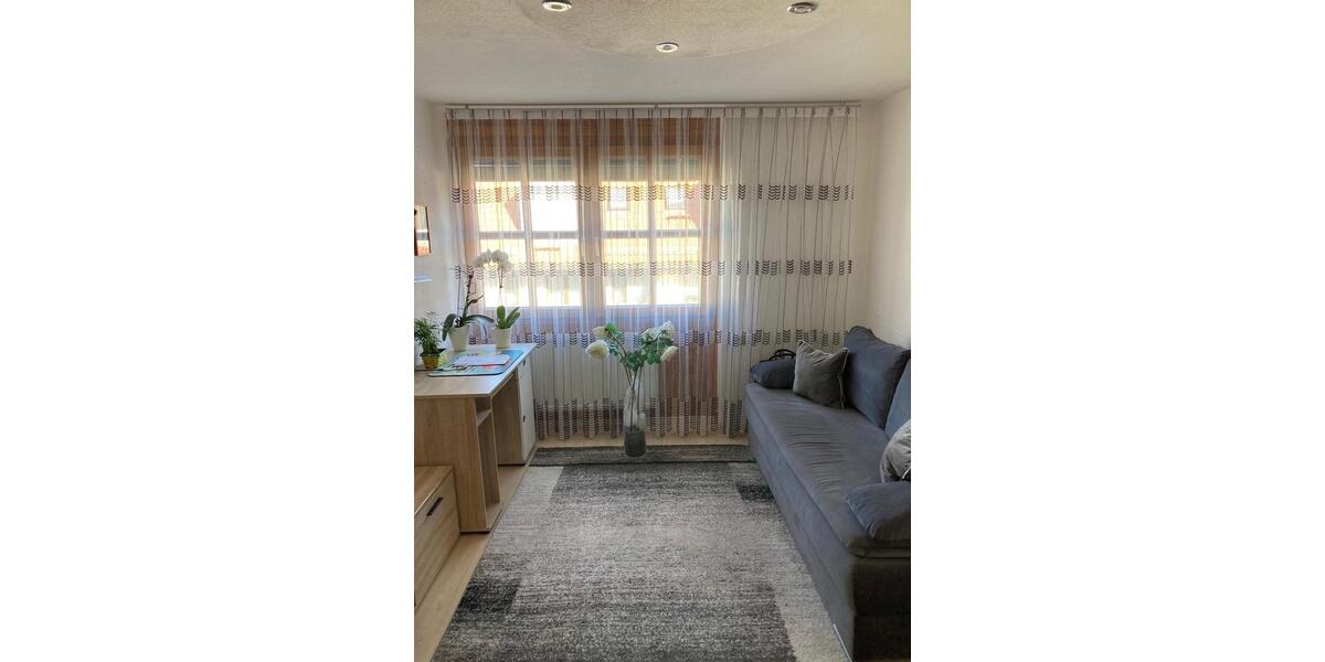 Etagenwohnung Böblingen - 3.5 Zimmer, 76 m&sup2;, 345.000&euro; | Angebot:25570783