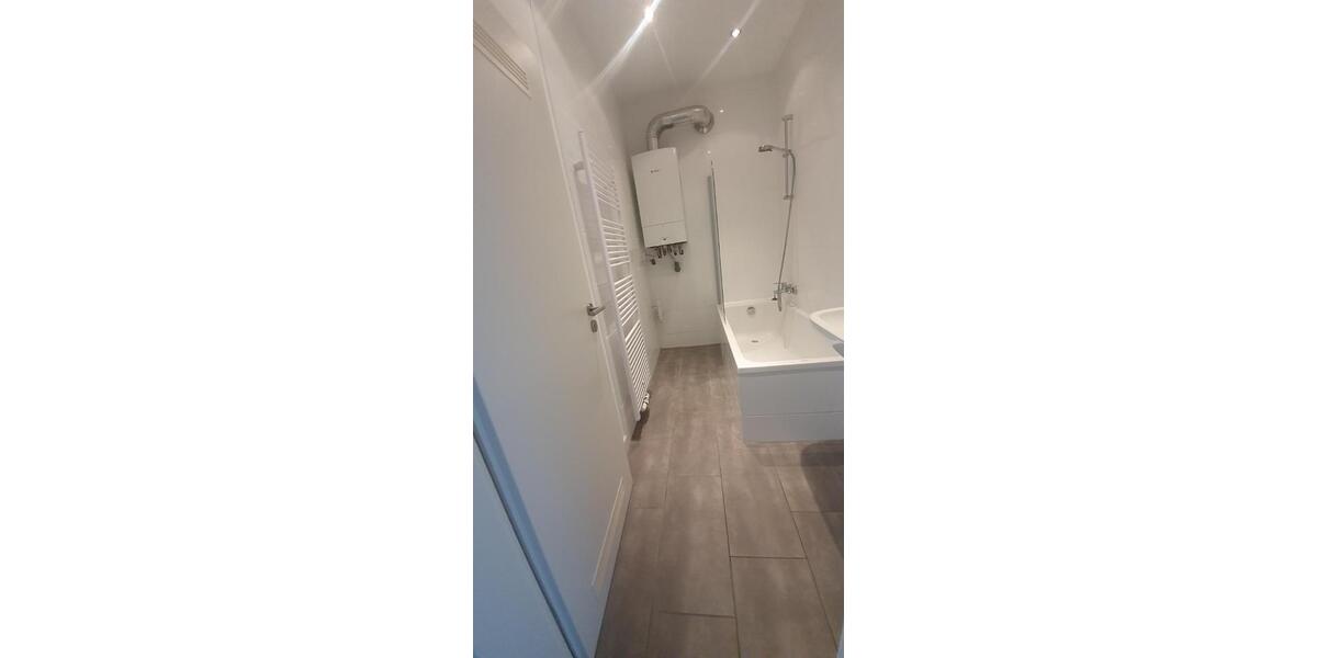 Dachgeschoßwohnung Stuttgart Stuttgart-Nord - 3.5 Zimmer, 89 m&sup2;, 1.350&euro; | Angebot:25964364