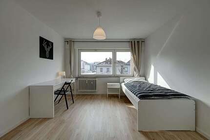 Zimmer Stuttgart Stuttgart-Mitte - 480&euro; | Angebot:25532102