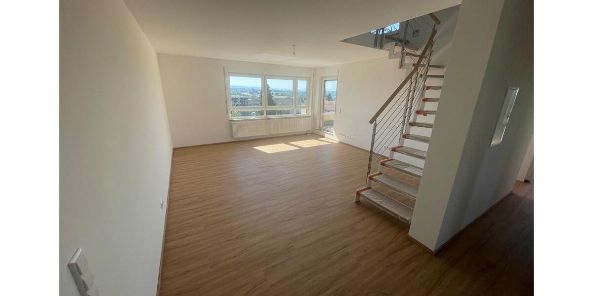 Maisonettenwohnung Plochingen - 6 Zimmer, 150 m&sup2;, 1.850&euro; | Angebot:25942980