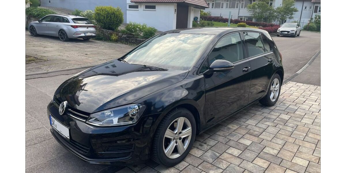 VW Golf 152.981 km 8.900 &euro; Aspach 71546