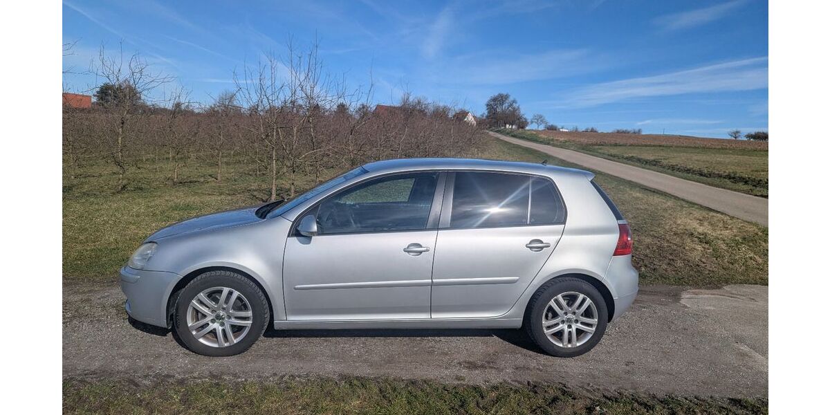 VW Golf 209.000 km 3.800 &euro; Allmersbach im Tal 71573