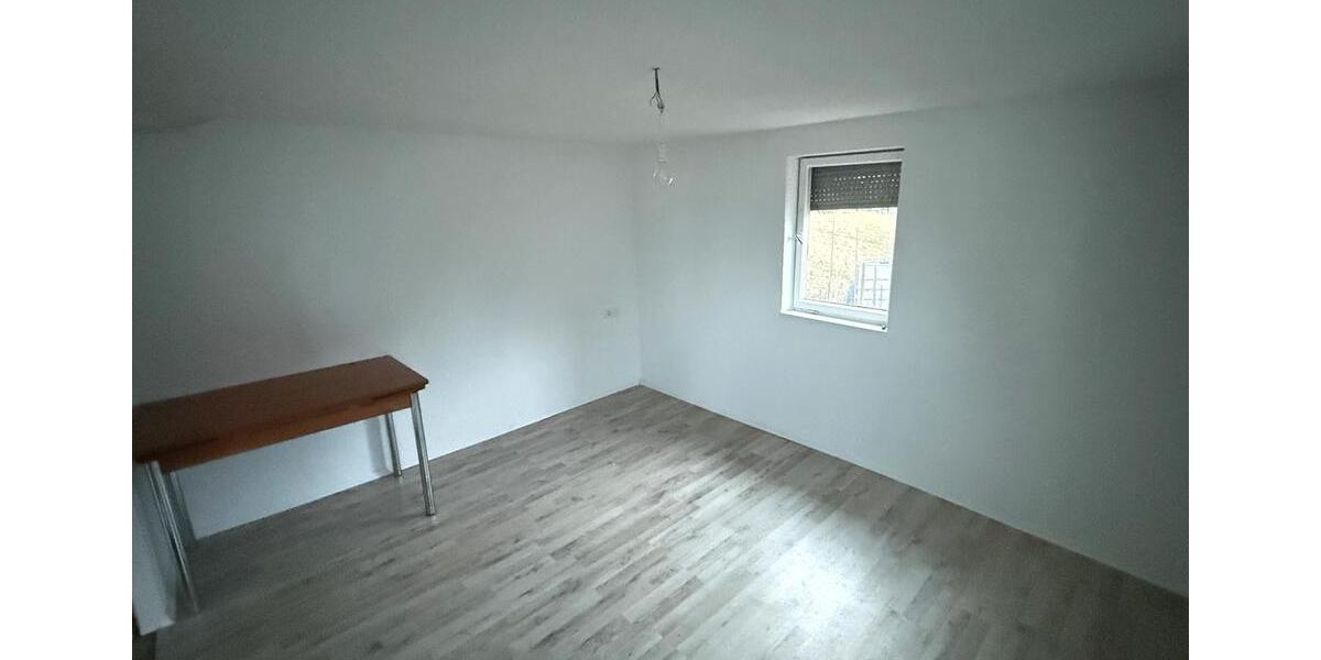 Einfamilienhaus Albershausen - 4 Zimmer, 75 m&sup2;, 215.000&euro; | Angebot:25048681